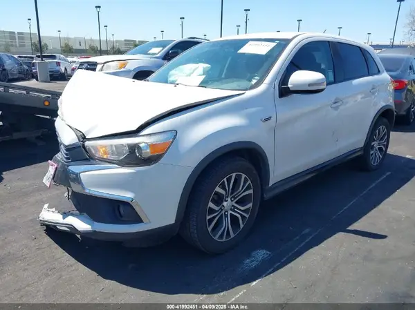 JA4AP3AU5GZ063792 2016 MITSUBISHI OUTLANDER - Image 2