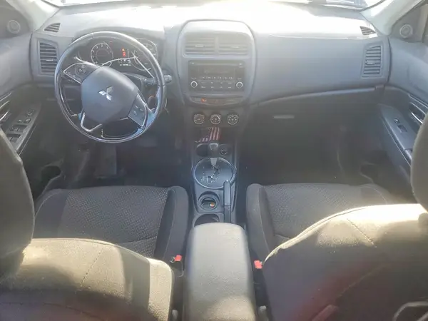 JA4AP3AU5GZ065686 2016 MITSUBISHI OUTLANDER - Image 8