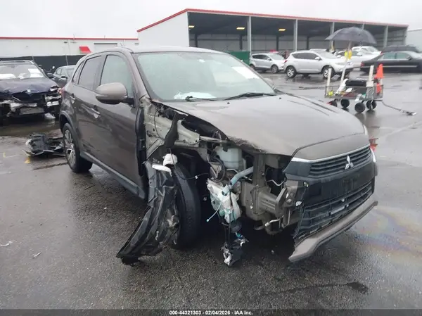 JA4AP3AU5GZ065736 2016 MITSUBISHI OUTLANDER - Image 1