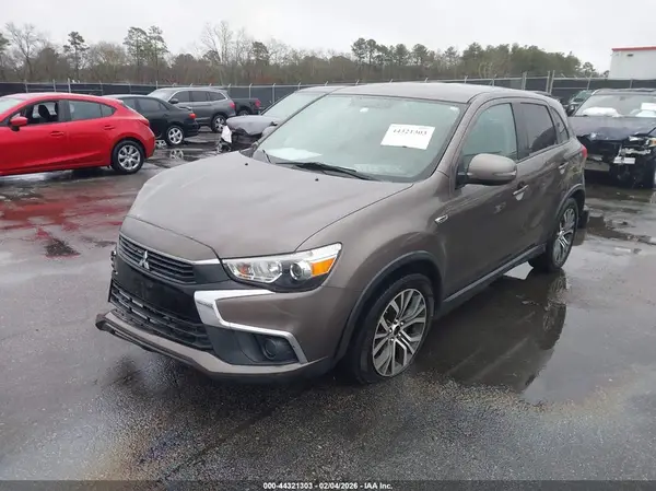 JA4AP3AU5GZ065736 2016 MITSUBISHI OUTLANDER - Image 2