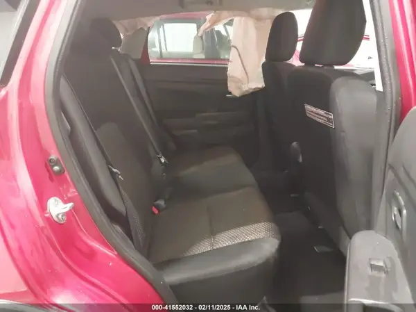 JA4AP3AU5GZ065865 2016 MITSUBISHI OUTLANDER - Image 8