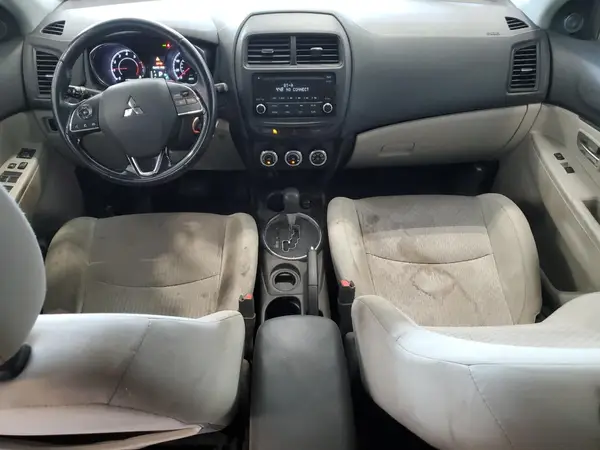JA4AP3AU5HZ009152 2017 MITSUBISHI OUTLANDER - Image 8