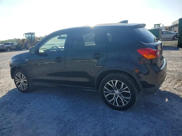 JA4AP3AU5HZ012861 2017 MITSUBISHI OUTLANDER - Image 2
