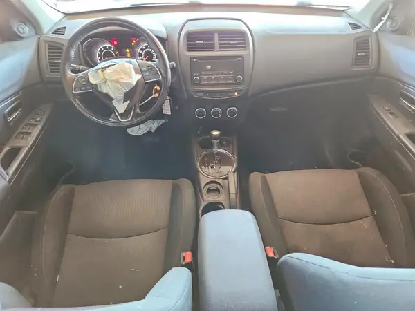 JA4AP3AU5HZ012925 2017 MITSUBISHI OUTLANDER - Image 8