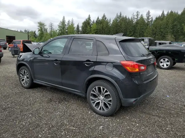 JA4AP3AU5HZ028378 2017 MITSUBISHI OUTLANDER - Image 2