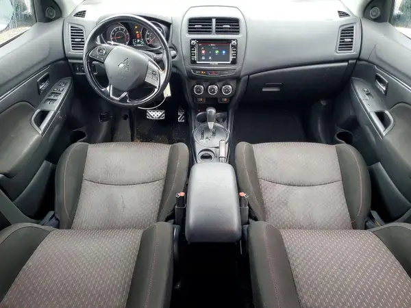 JA4AP3AU5HZ034343 2017 MITSUBISHI OUTLANDER - Image 8