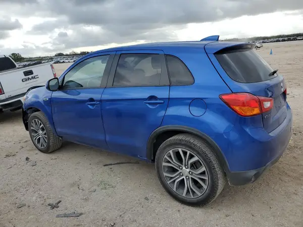 JA4AP3AU5HZ047027 2017 MITSUBISHI OUTLANDER - Image 2