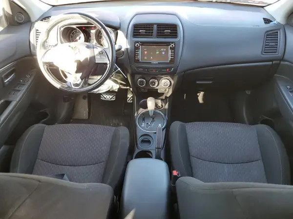 JA4AP3AU5HZ049571 2017 MITSUBISHI OUTLANDER - Image 8