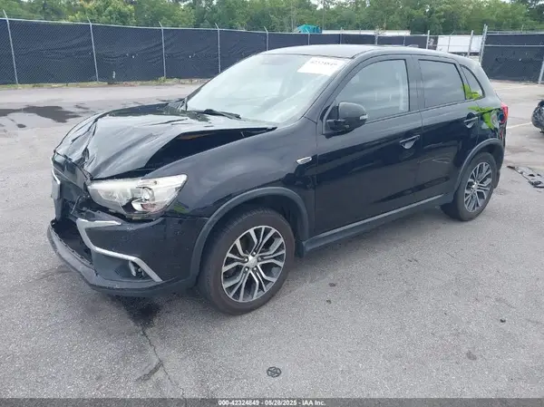 JA4AP3AU5HZ049618 2017 MITSUBISHI OUTLANDER - Image 2