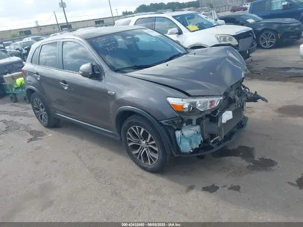 JA4AP3AU5HZ062255 2017 MITSUBISHI OUTLANDER - Image 1