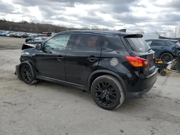 JA4AP3AU5HZ067097 2017 MITSUBISHI OUTLANDER - Image 2