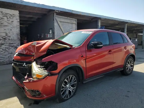 JA4AP3AU5JU001703 2018 MITSUBISHI OUTLANDER - Image 1