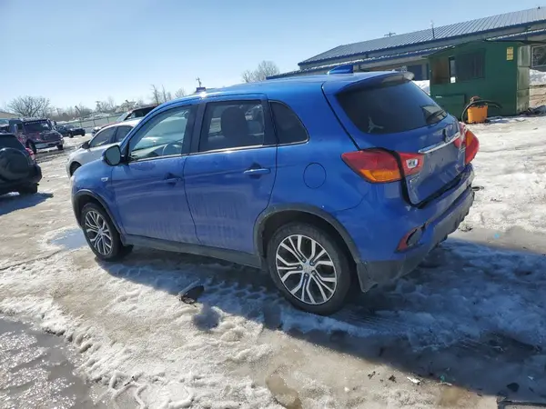 JA4AP3AU5JU004438 2018 MITSUBISHI OUTLANDER - Image 2