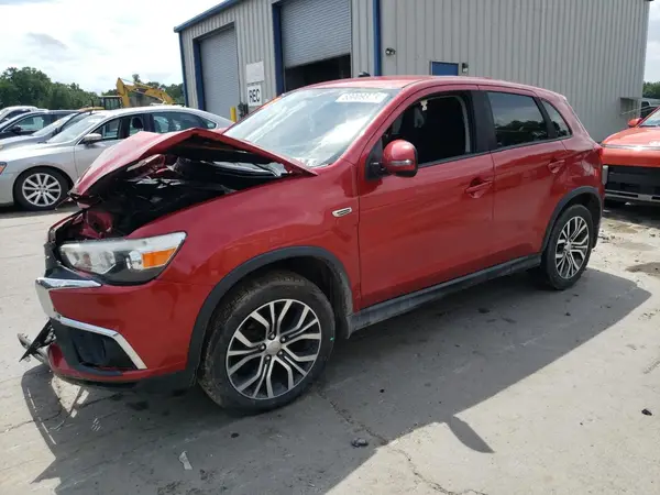 JA4AP3AU5JU005833 2018 MITSUBISHI OUTLANDER - Image 1
