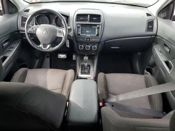JA4AP3AU5JU015214 2018 MITSUBISHI OUTLANDER - Image 8
