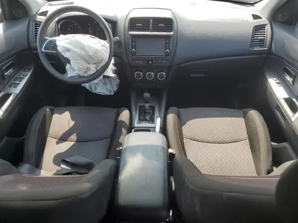 JA4AP3AU5JU017402 2018 MITSUBISHI OUTLANDER - Image 8