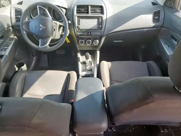 JA4AP3AU5JU020994 2018 MITSUBISHI OUTLANDER - Image 8