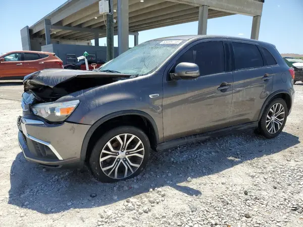 JA4AP3AU5JU026150 2018 MITSUBISHI OUTLANDER - Image 1