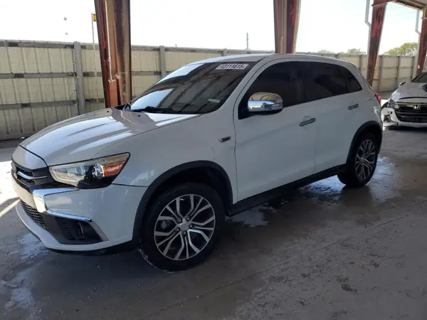 JA4AP3AU5JZ011425 2018 MITSUBISHI OUTLANDER - Image 1