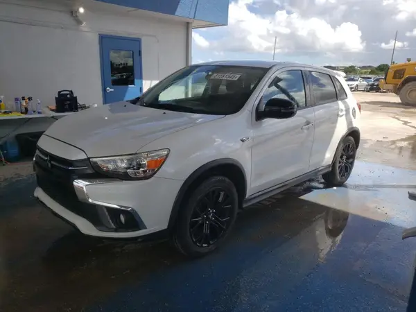 JA4AP3AU5JZ020853 2018 MITSUBISHI OUTLANDER - Image 1