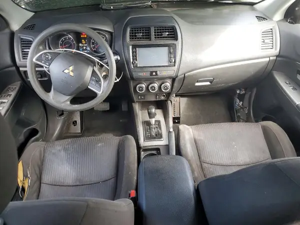 JA4AP3AU5JZ027799 2018 MITSUBISHI OUTLANDER - Image 8