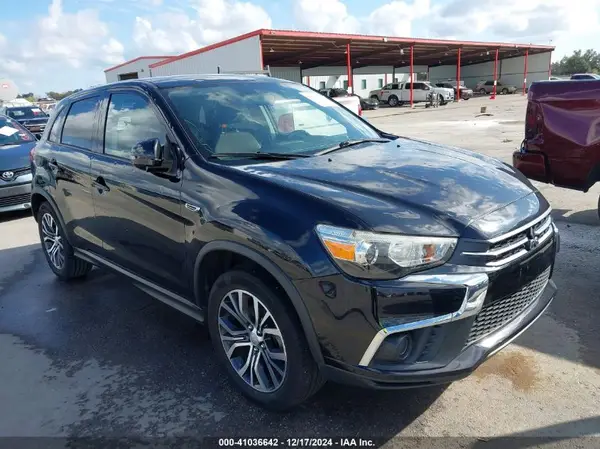 JA4AP3AU5KU001878 2019 MITSUBISHI OUTLANDER - Image 1