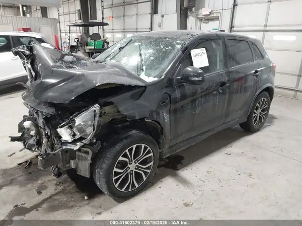 JA4AP3AU5KU005364 2019 MITSUBISHI OUTLANDER - Image 2