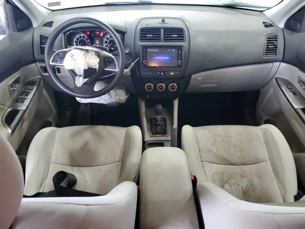 JA4AP3AU5KU007633 2019 MITSUBISHI OUTLANDER - Image 8