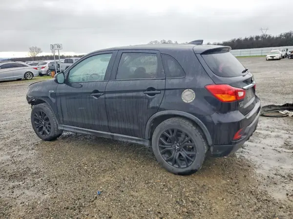 JA4AP3AU5KU010337 2019 MITSUBISHI OUTLANDER - Image 2