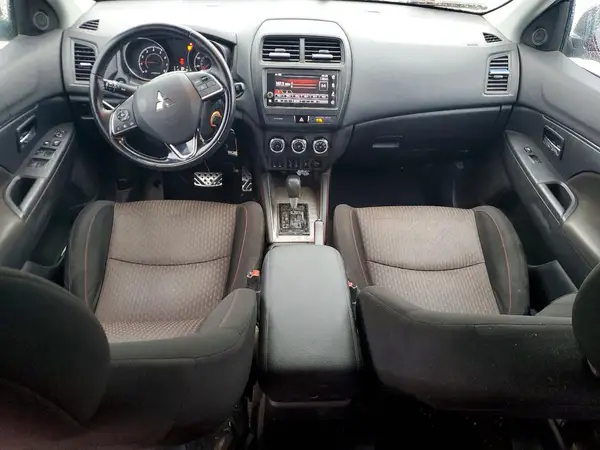JA4AP3AU5KU010337 2019 MITSUBISHI OUTLANDER - Image 8