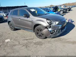 JA4AP3AU5KU014081 2019 MITSUBISHI OUTLANDER
