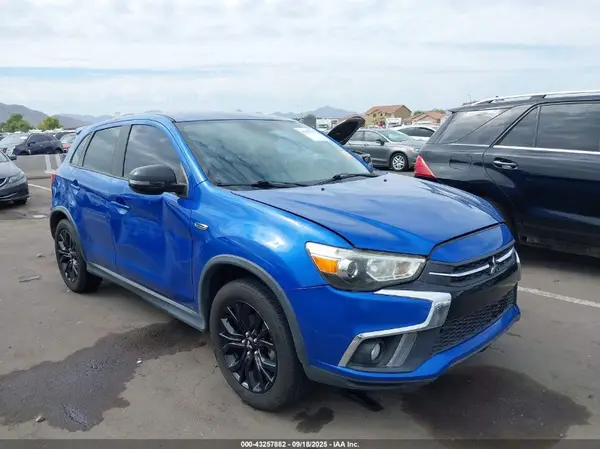 JA4AP3AU5KU016736 2019 MITSUBISHI OUTLANDER - Image 1