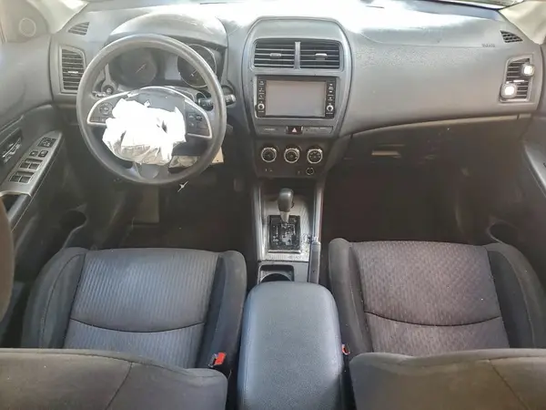 JA4AP3AU5KU017742 2019 MITSUBISHI OUTLANDER - Image 8
