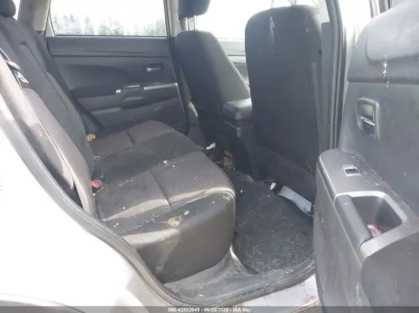 JA4AP3AU5KU018003 2019 MITSUBISHI OUTLANDER - Image 8