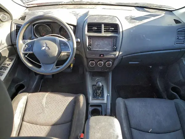JA4AP3AU5KU021113 2019 MITSUBISHI OUTLANDER - Image 8