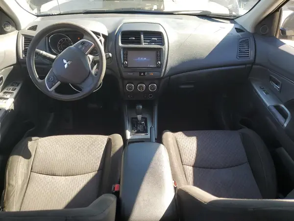JA4AP3AU5KU024142 2019 MITSUBISHI OUTLANDER - Image 8