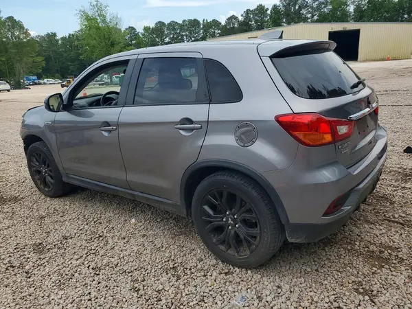 JA4AP3AU5KU024710 2019 MITSUBISHI OUTLANDER - Image 2