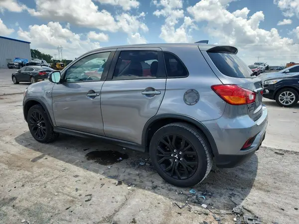 JA4AP3AU5KU025419 2019 MITSUBISHI OUTLANDER - Image 2