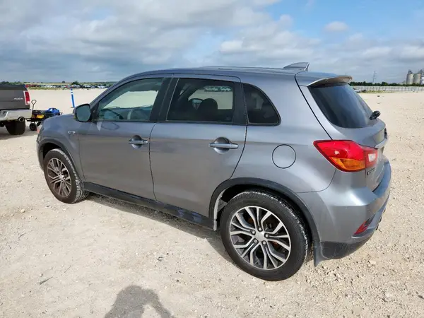 JA4AP3AU5KU034363 2019 MITSUBISHI OUTLANDER - Image 2
