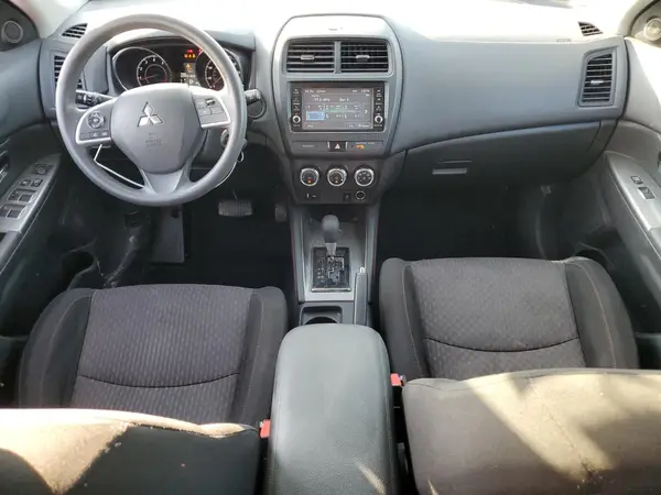 JA4AP3AU5KU034931 2019 MITSUBISHI OUTLANDER - Image 8