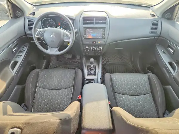JA4AP3AU5LU001090 2020 MITSUBISHI OUTLANDER - Image 8