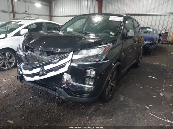 JA4AP3AU5LU007536 2020 MITSUBISHI OUTLANDER - Image 2