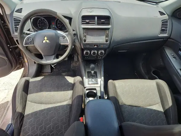 JA4AP3AU5LU015457 2020 MITSUBISHI OUTLANDER - Image 8