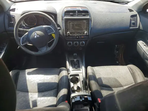 JA4AP3AU5LU022165 2020 MITSUBISHI OUTLANDER - Image 8