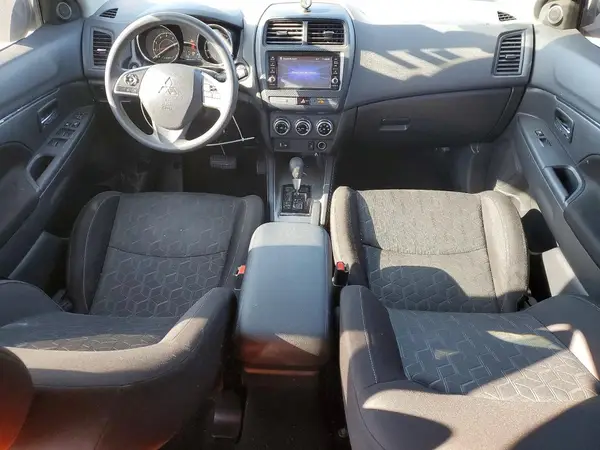 JA4AP3AU5LU030539 2020 MITSUBISHI OUTLANDER - Image 8