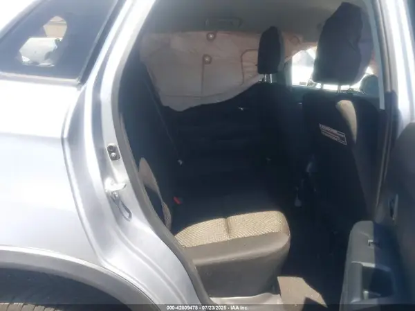 JA4AP3AU6GZ027108 2016 MITSUBISHI OUTLANDER - Image 8