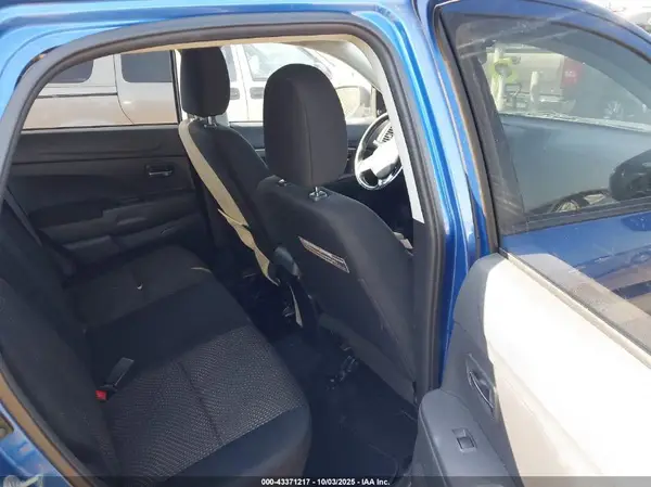 JA4AP3AU6GZ028162 2016 MITSUBISHI OUTLANDER - Image 8