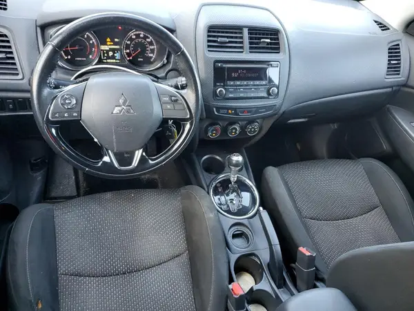 JA4AP3AU6GZ061341 2016 MITSUBISHI OUTLANDER - Image 8
