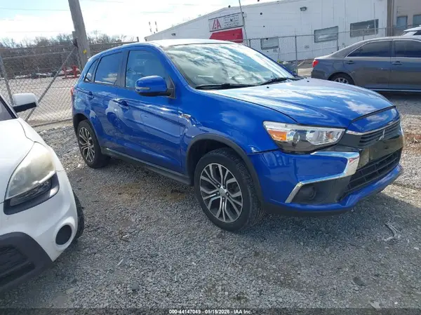 JA4AP3AU6HZ005031 2017 MITSUBISHI OUTLANDER - Image 1