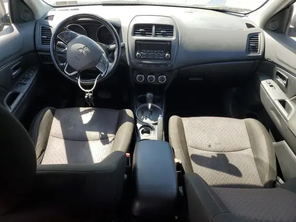 JA4AP3AU6HZ012965 2017 MITSUBISHI OUTLANDER - Image 8
